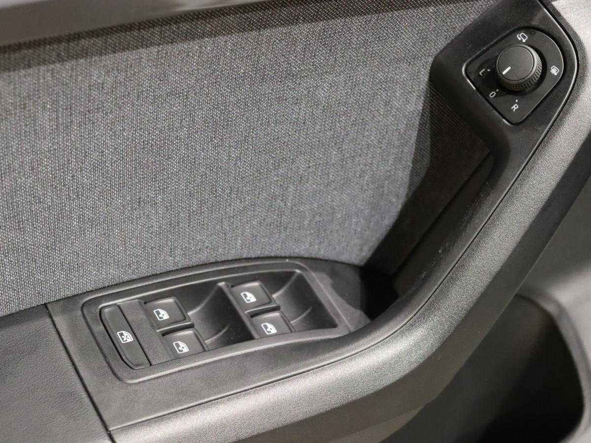 seat-ateca-2025-gasolina-999cc