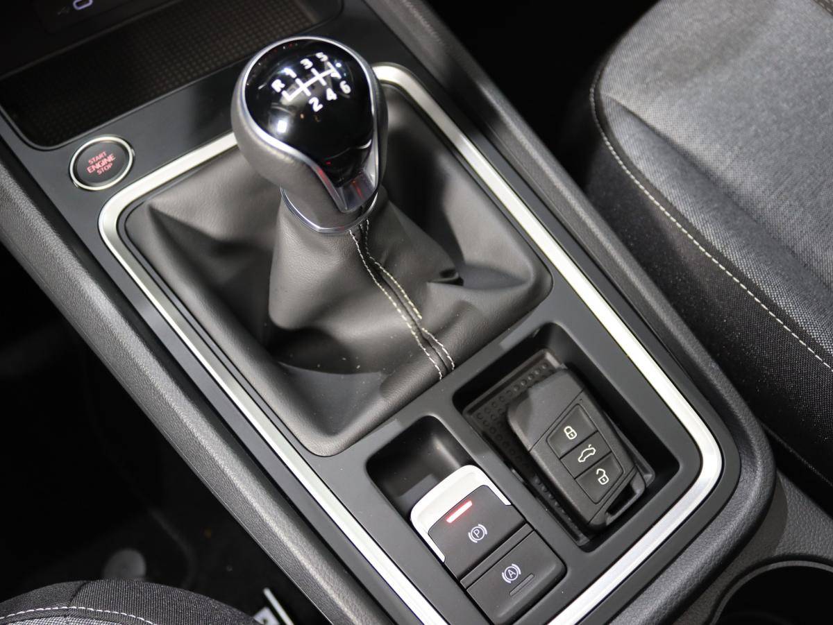 seat-ateca-2025-gasolina-999cc