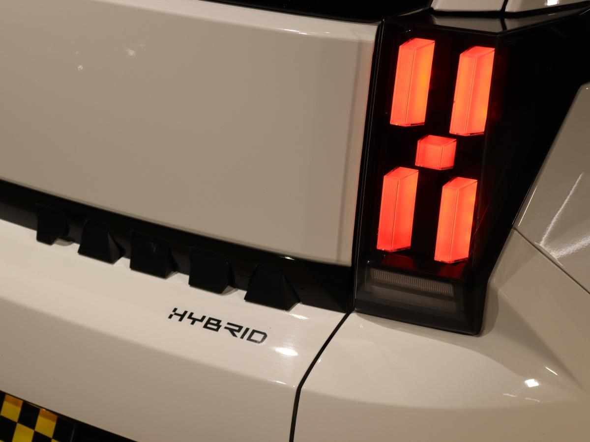 fiat-grande-panda-1-2-mild-hybrid-2025-gasolina-1199cc