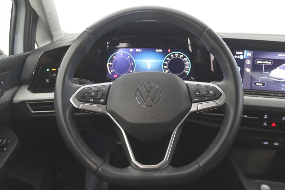volkswagen-golf-2-0-tdi-2023-diesel-1968cc