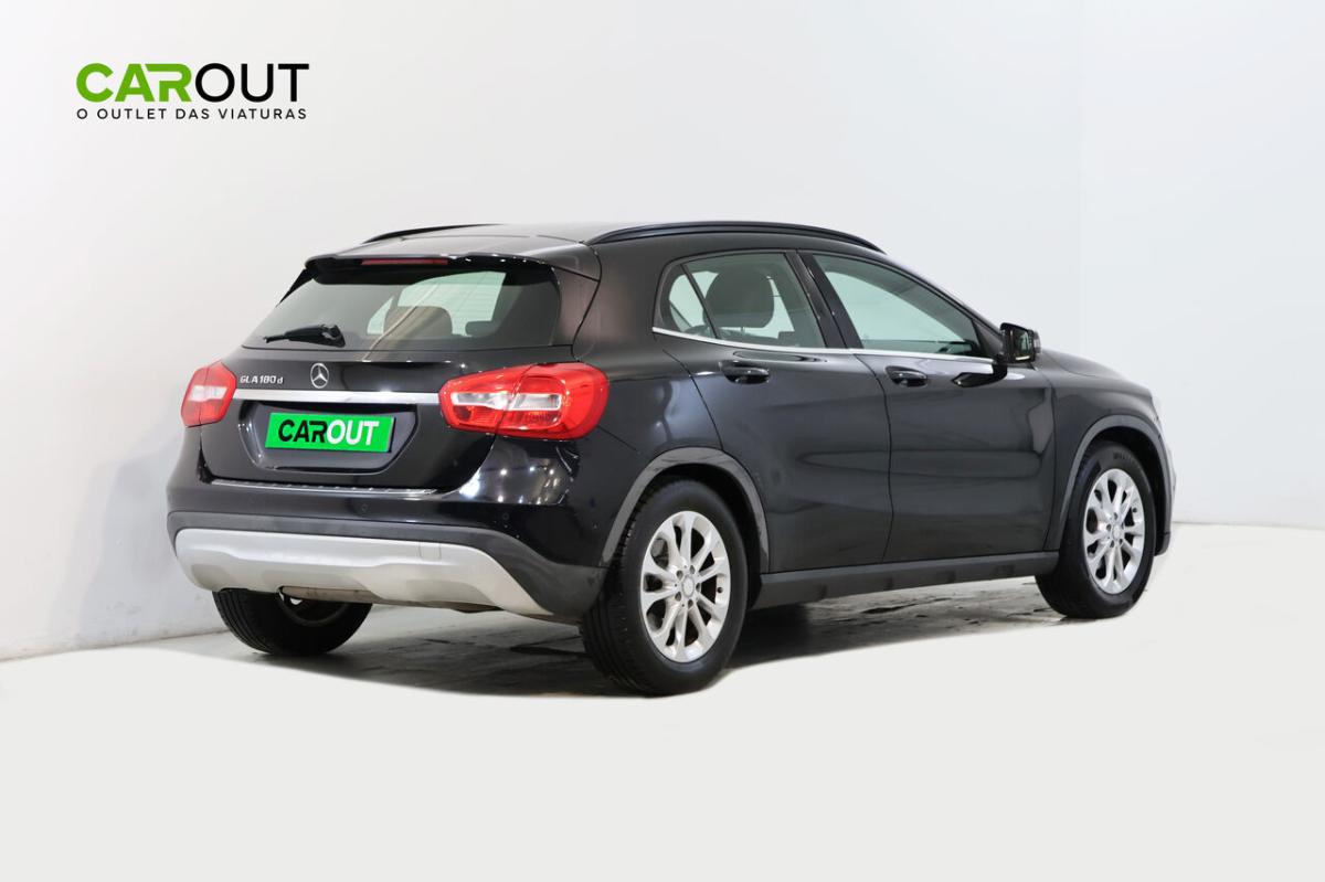 mercedes-benz-gla-180-cdi-2017-diesel-1461cc