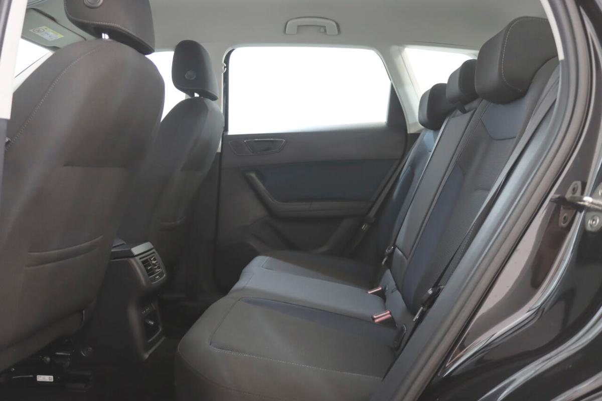 seat-ateca-1-6-tdi-ecomotive-2019-diesel-1598cc