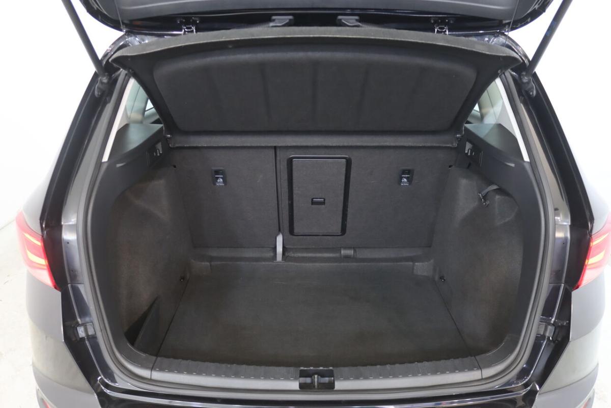 seat-ateca-1-6-tdi-ecomotive-2019-diesel-1598cc