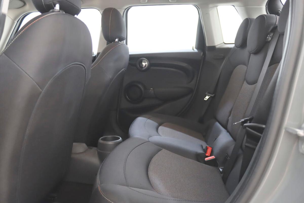 mini-cooper-d-2017-diesel-1496cc