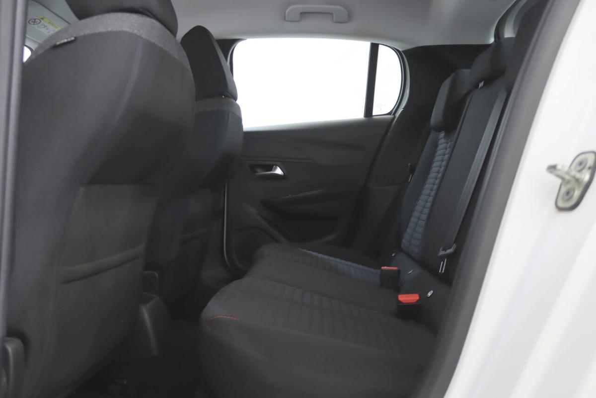 peugeot-208-1-2-puretech-2022-gasolina-1199cc