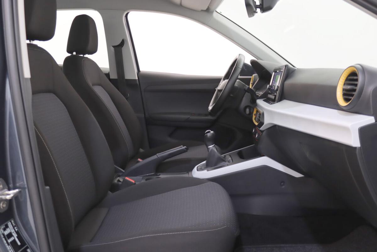 seat-arona-1-0-tsi-2023-gasolina-999cc