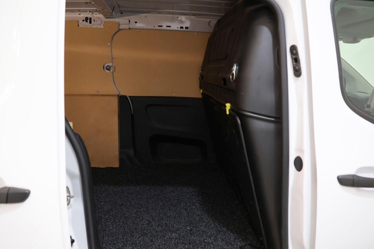 opel-combo-2022-diesel-1499cc