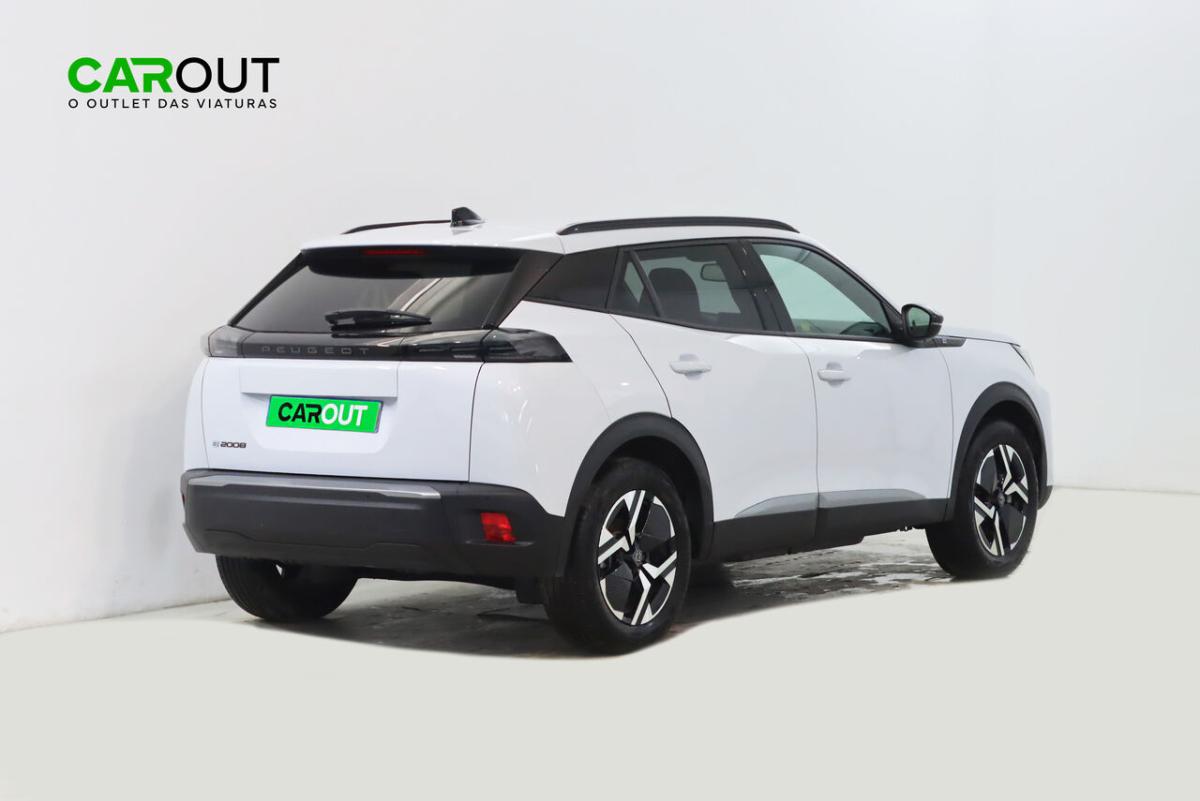 peugeot-e-2008-2025-eletrico-0cc