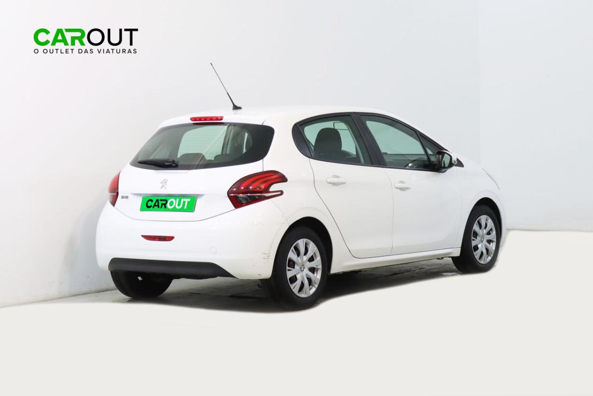 peugeot-208-2017-diesel-1560cc