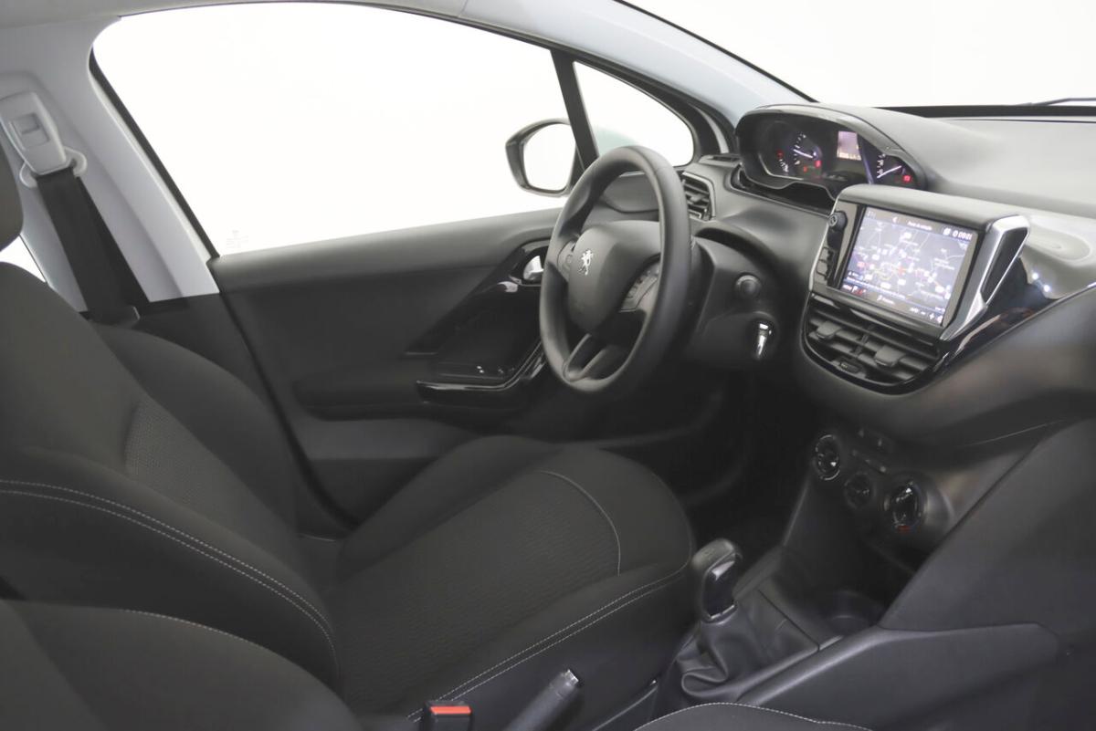 peugeot-208-2017-diesel-1560cc