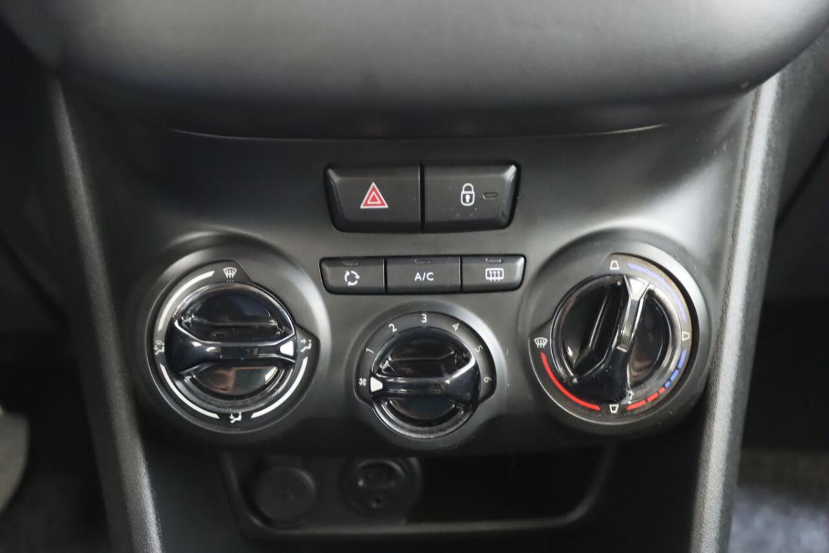 peugeot-208-2017-diesel-1560cc