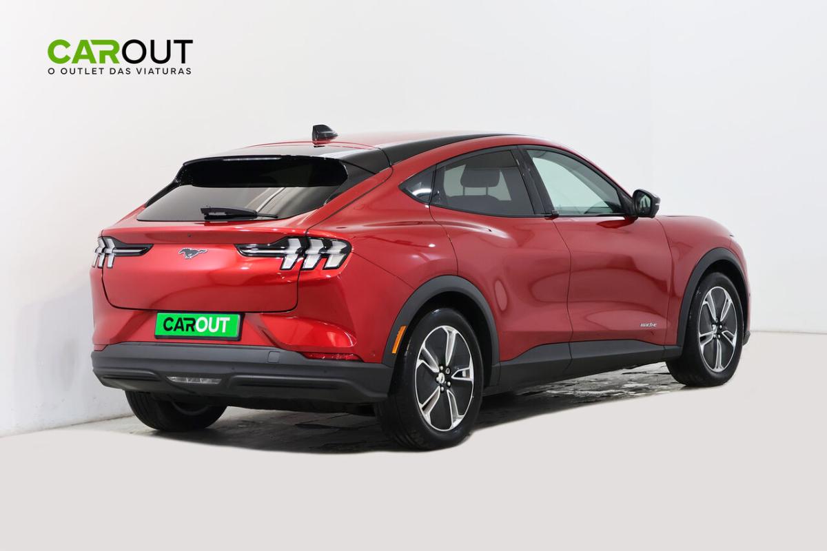 ford-mustang-mach-e-2025-eletrico-0cc