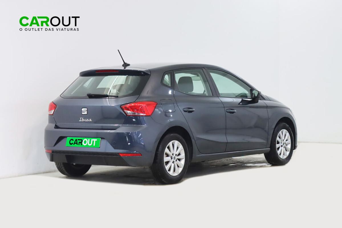 seat-ibiza-2023-gasolina-999cc