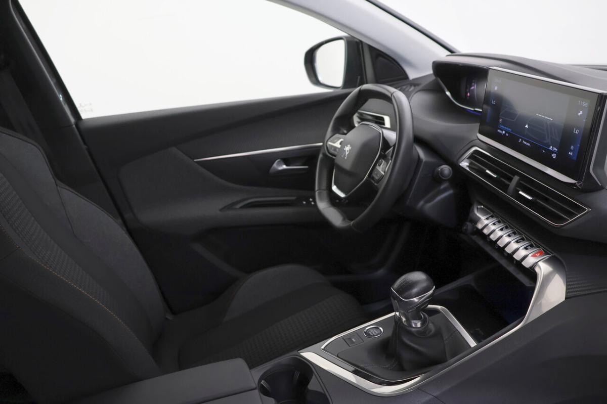 peugeot-3008-2022-diesel-1499cc