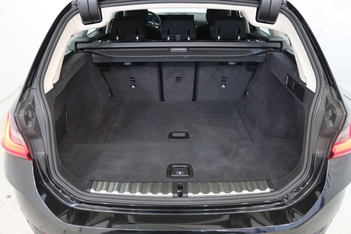 bmw-serie-3-318d-touring-2022-diesel-1995cc