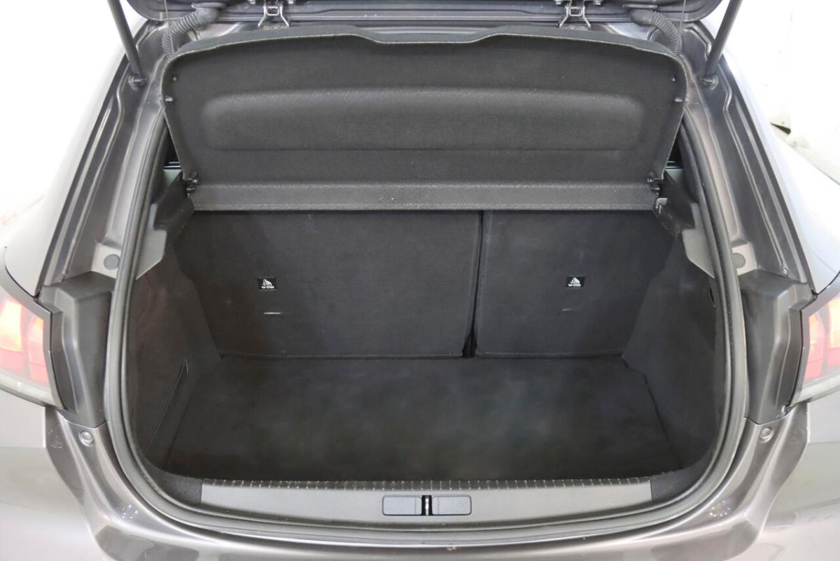 peugeot-208-1-2-puretech-2022-gasolina-1199cc