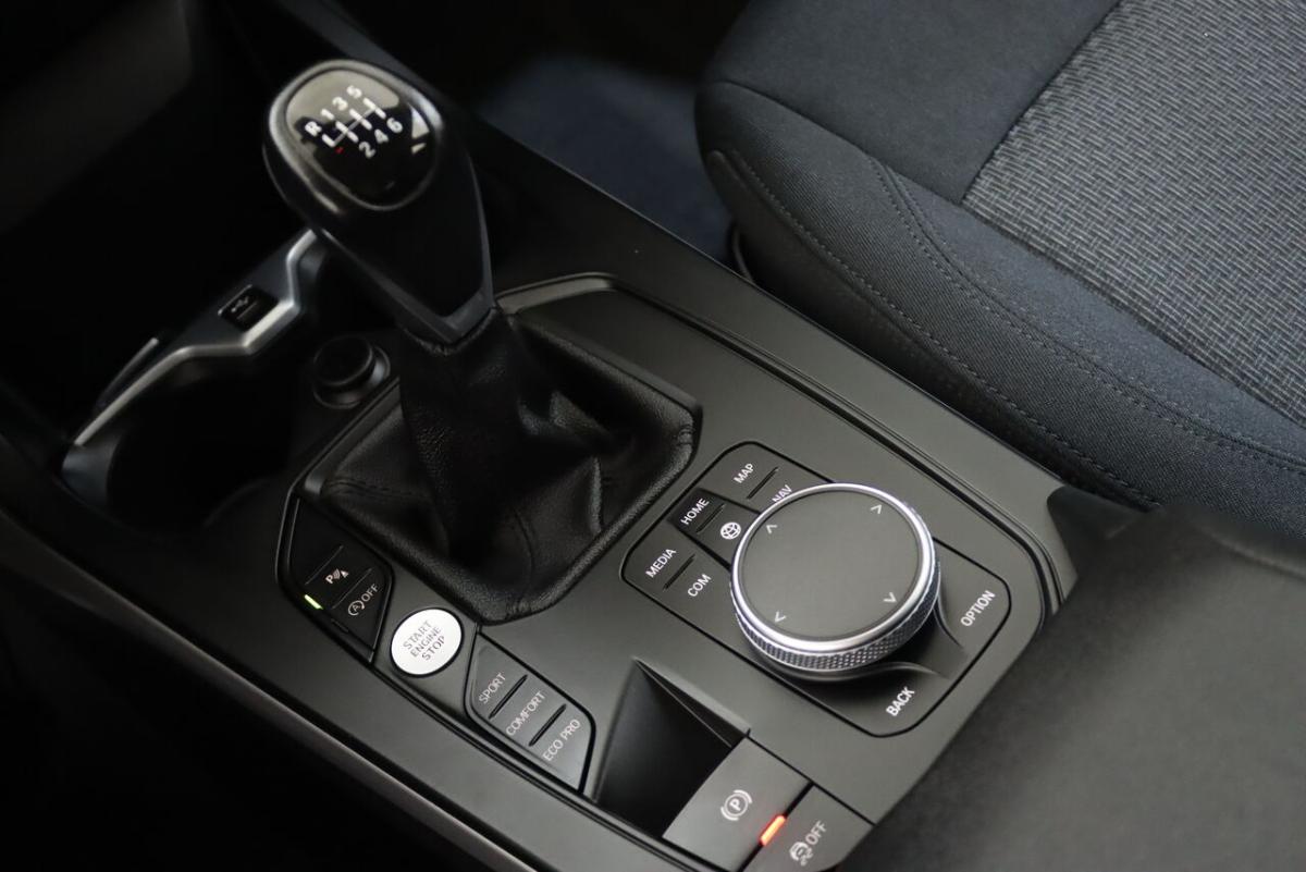 bmw-serie-1-116-d-2023-diesel-1395cc