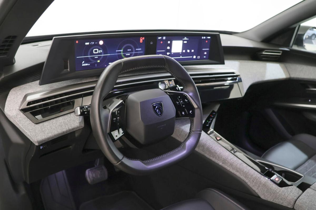 peugeot-3008-2025-hibrido-a-gasolina-1199cc