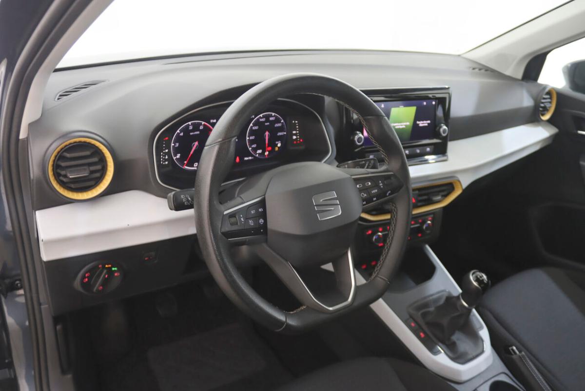 seat-arona-1-0-tsi-2023-gasolina-999cc