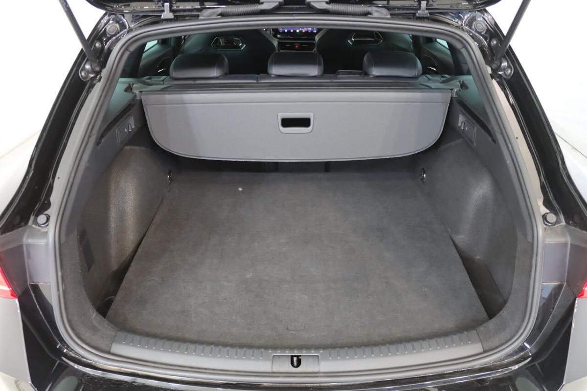 cupra-leon-sportstourer-2024-hibrido-1395cc