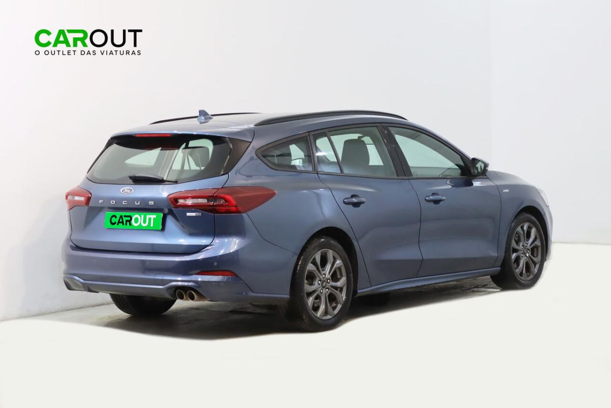 ford-focus-2023-gasolina-999cc