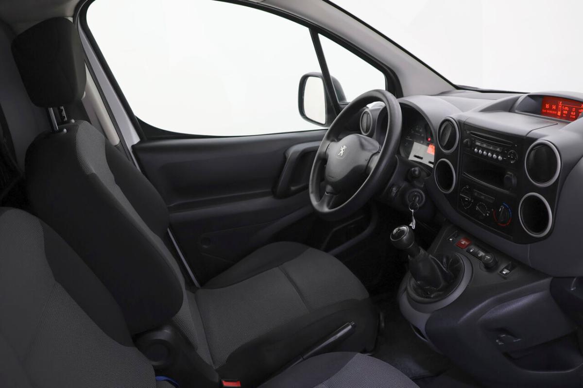 peugeot-partner-2018-diesel-1600cc