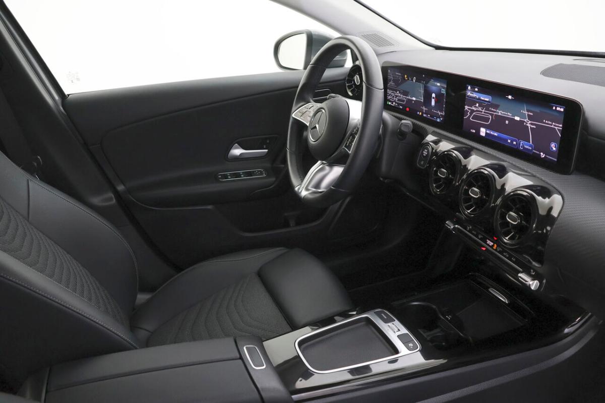 mercedes-benz-classe-a-2025-gasolina-1332cc