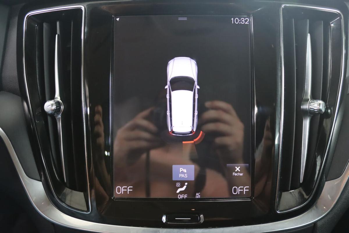 volvo-v60-2019-diesel-1969cc