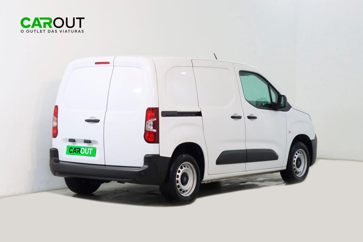 peugeot-partner-2025-diesel-1499cc