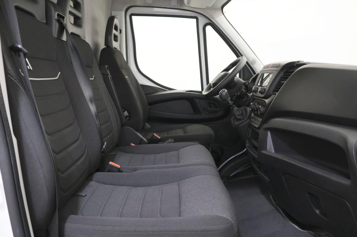 iveco-daily-2023-diesel-2287cc