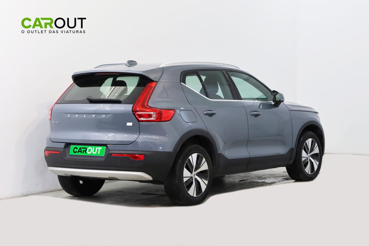 volvo-xc40-2023-hibrido-1477cc