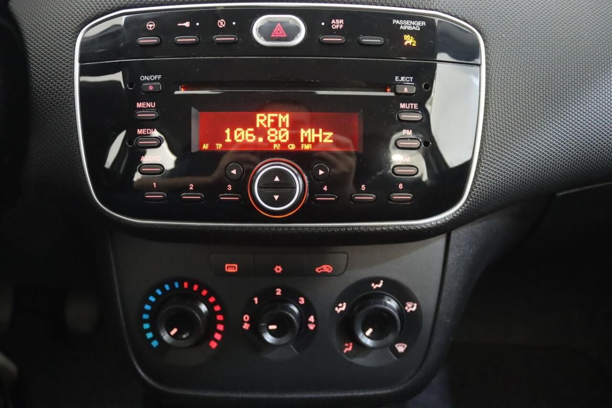 fiat-punto-2017-diesel-1248cc