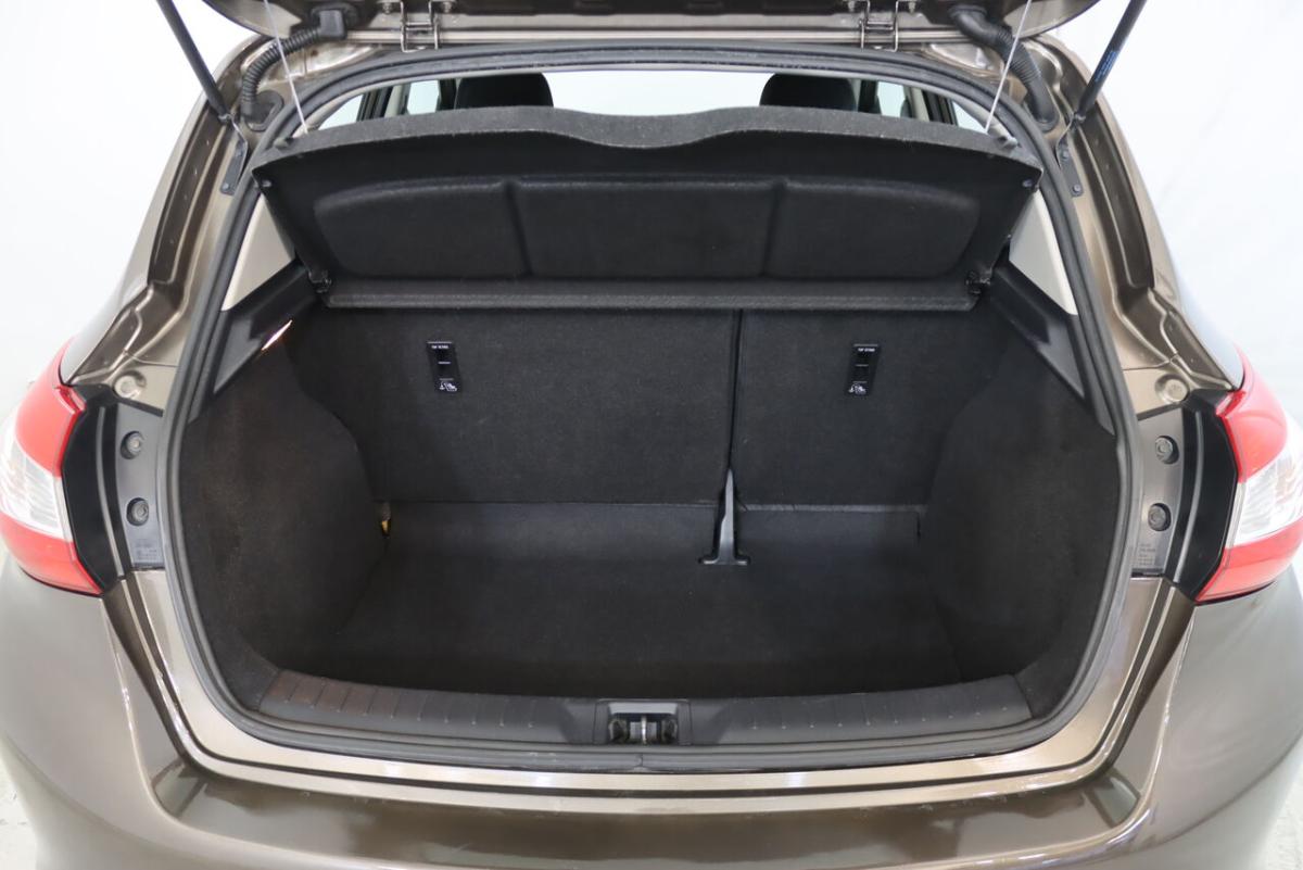 nissan-pulsar-1-5-dci-2017-diesel-1461cc