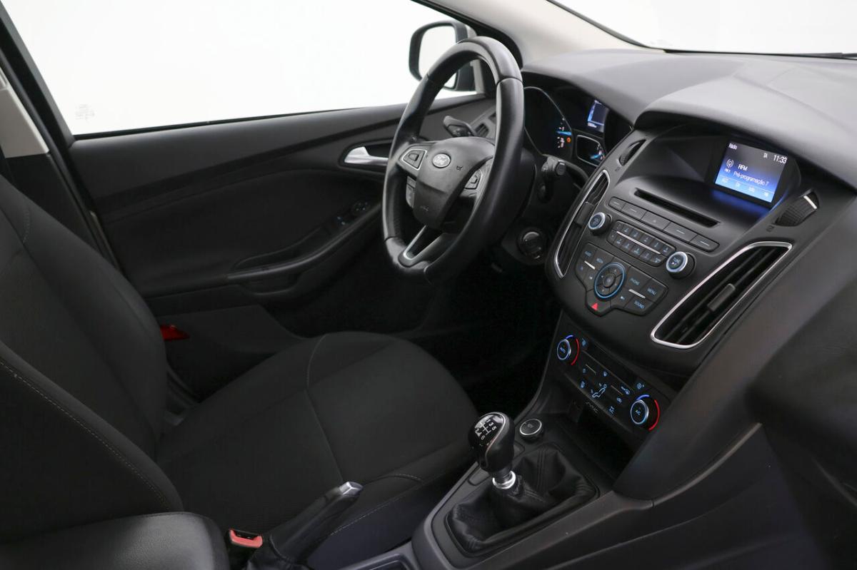 ford-focus-sw-2015-diesel-1499cc