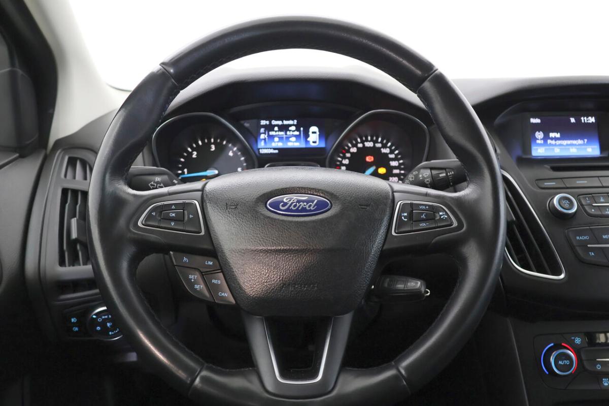 ford-focus-sw-2015-diesel-1499cc