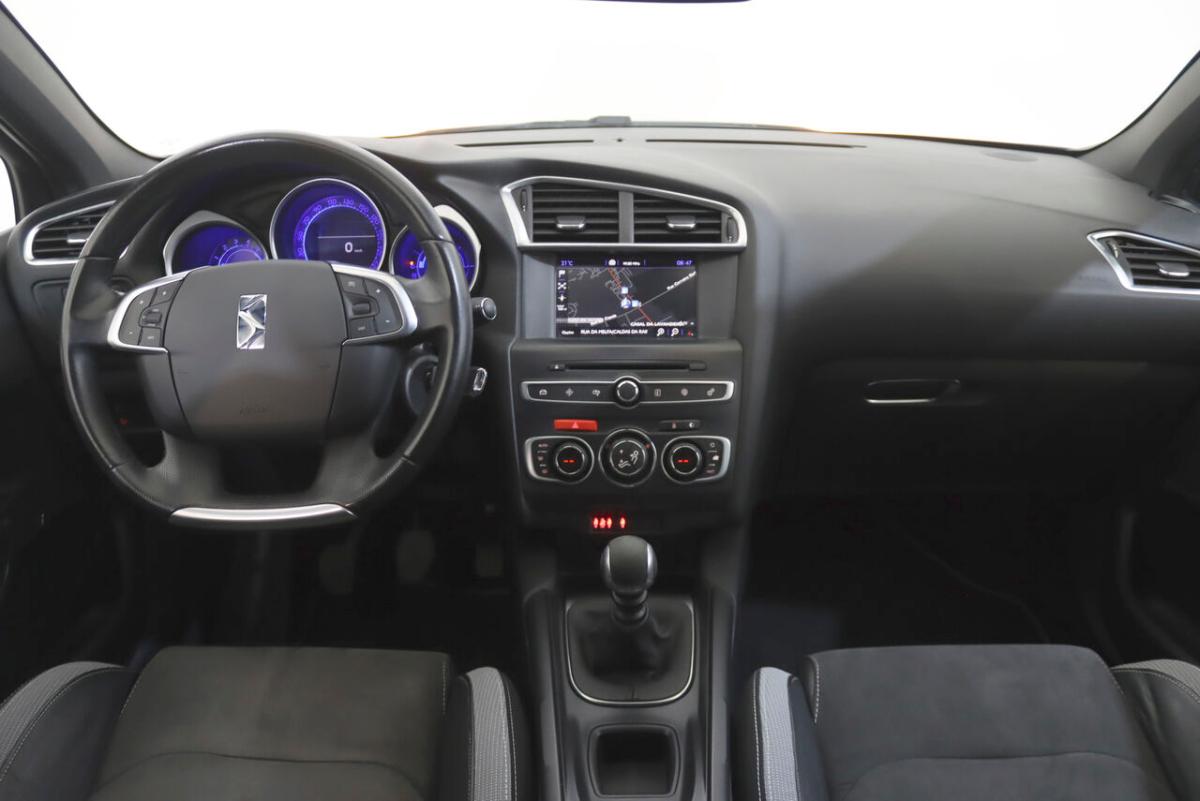 ds-ds-4-1-6-bluehdi-2016-diesel-1560cc