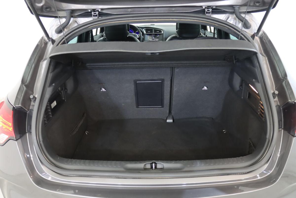 ds-ds-4-1-6-bluehdi-2016-diesel-1560cc