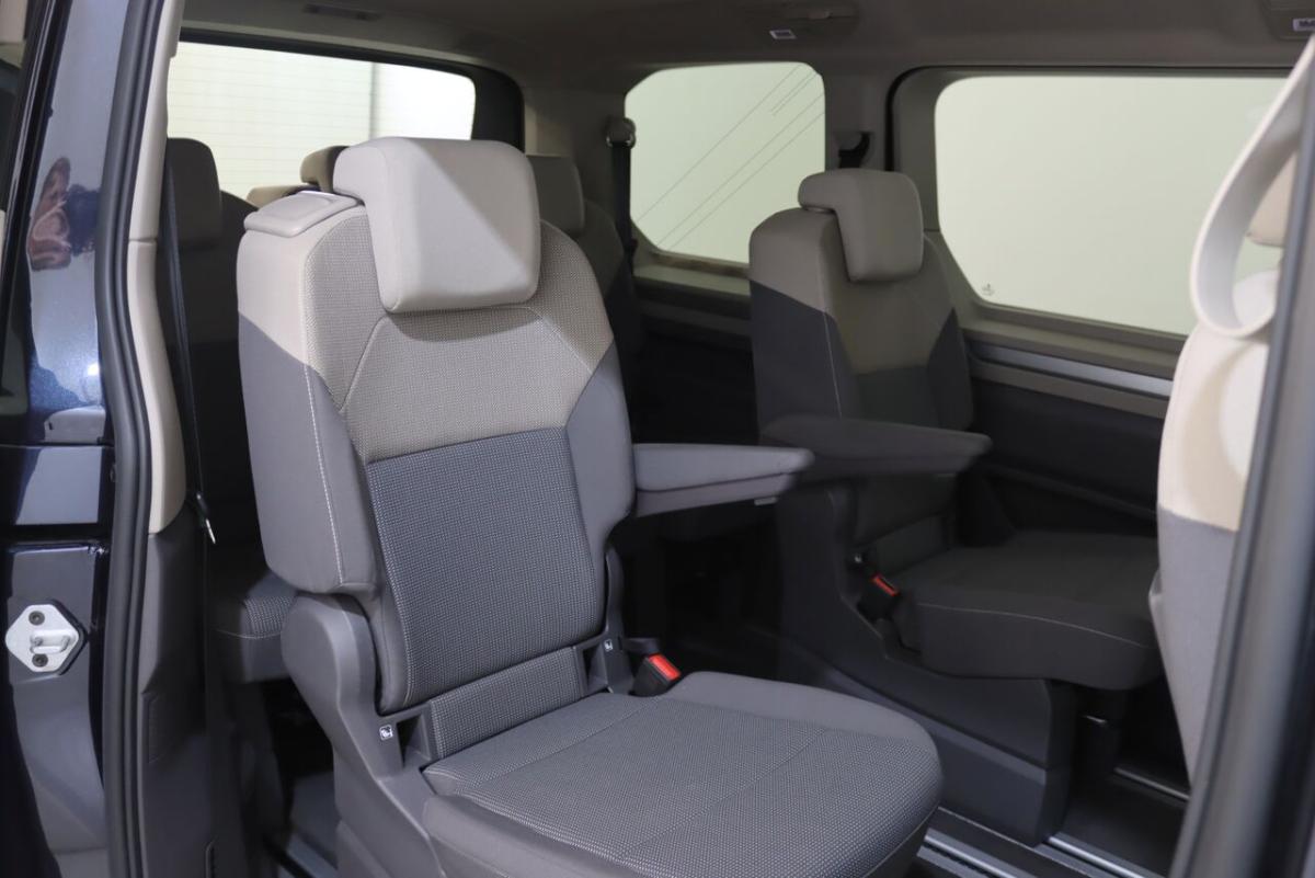 volkswagen-transporter-2023-diesel-1968cc
