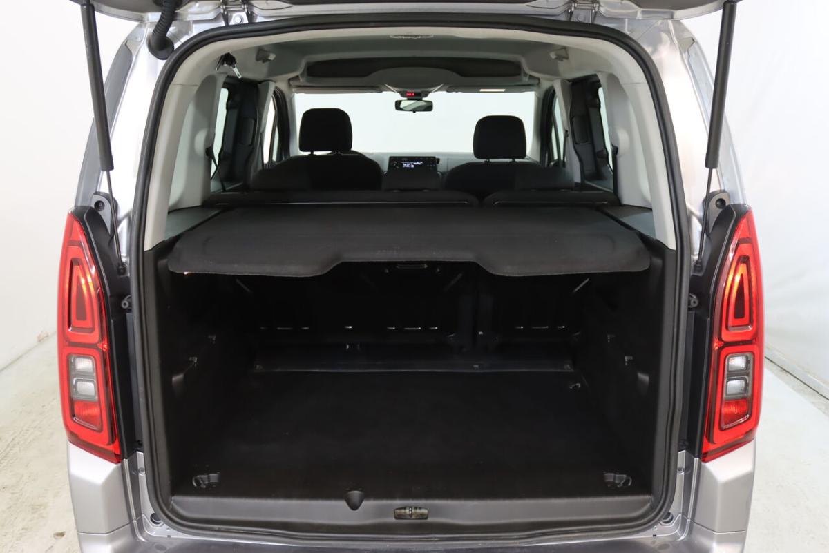 opel-combo-1-5-2022-diesel-1499cc