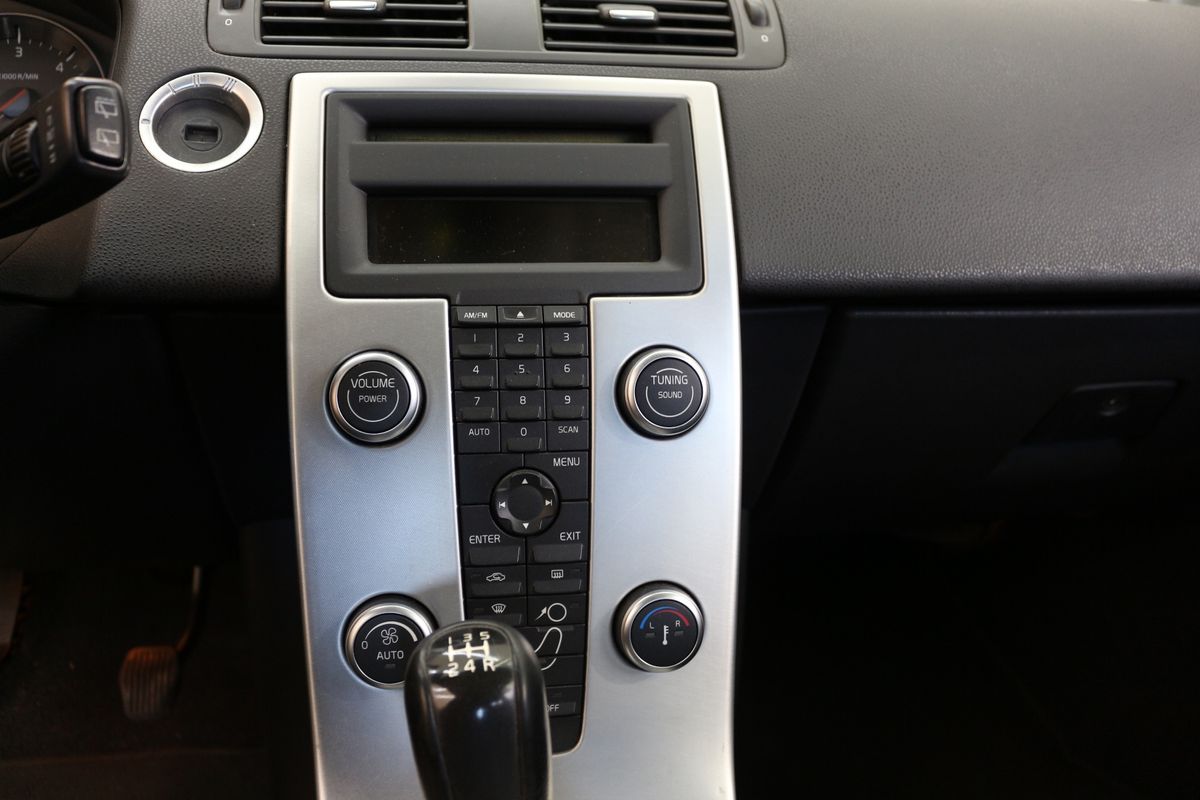 volvo-c30-2011-diesel-1560cc
