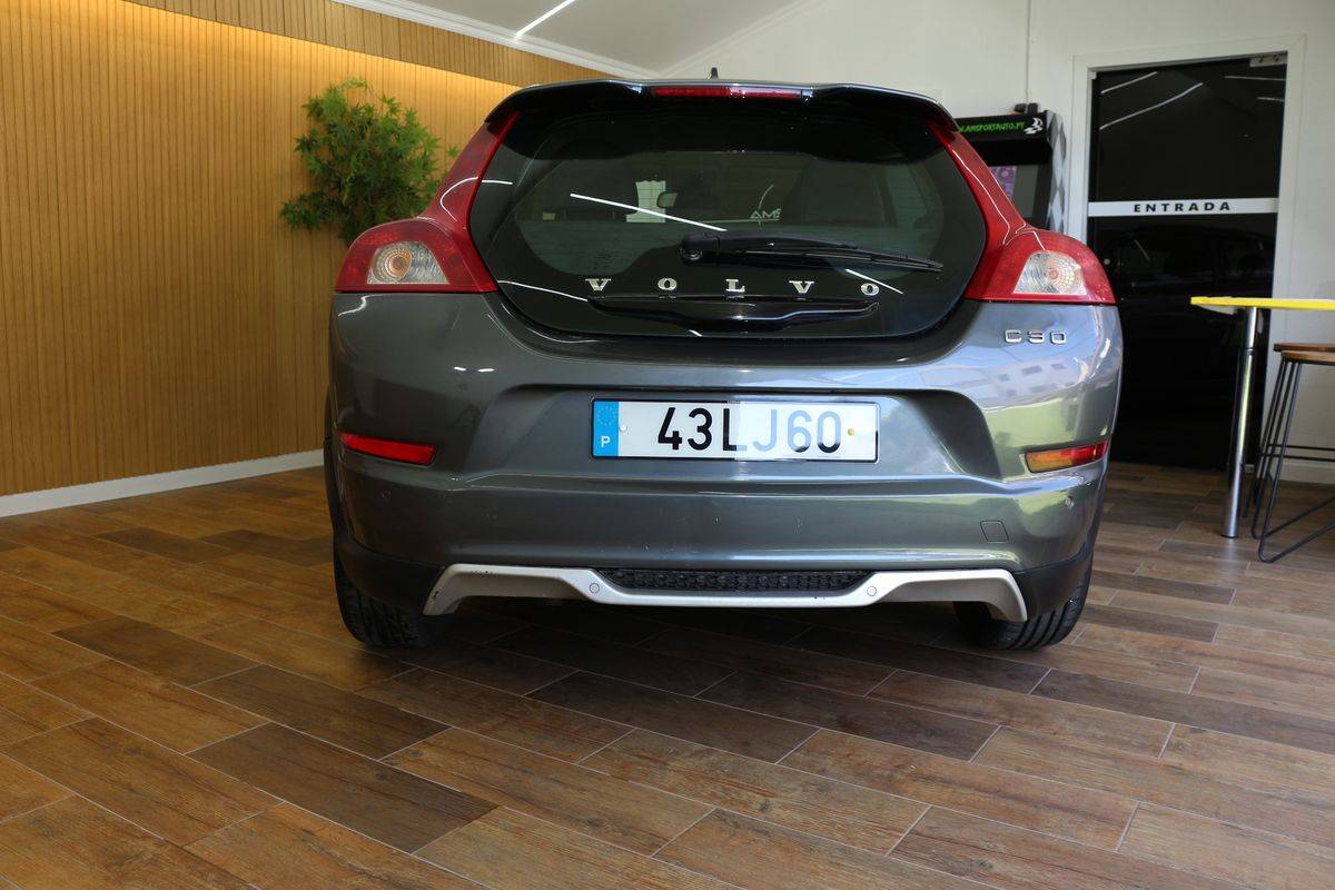 volvo-c30-2011-diesel-1560cc