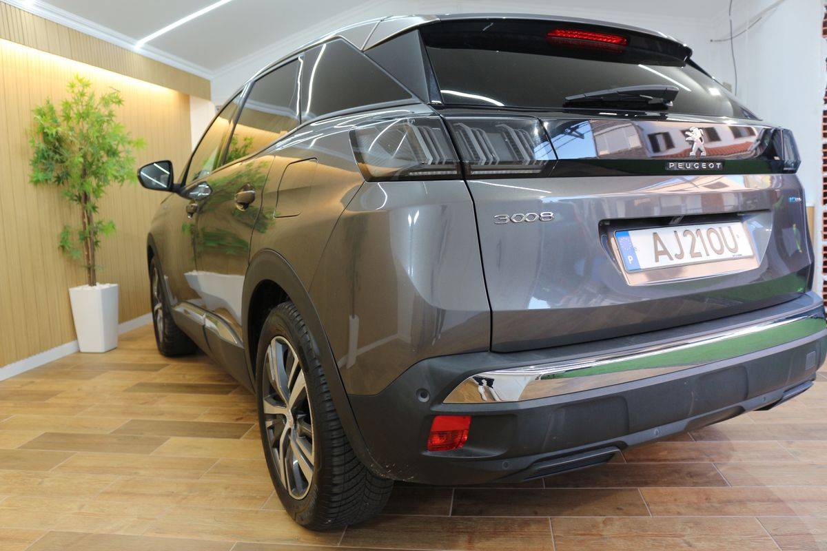 peugeot-3008-2021-hibrido-a-gasolina-1598cc