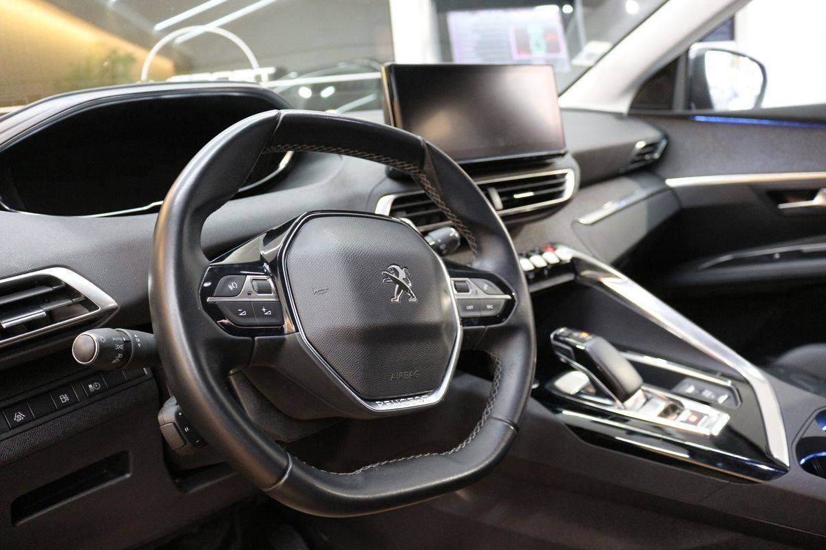 peugeot-3008-2021-hibrido-a-gasolina-1598cc