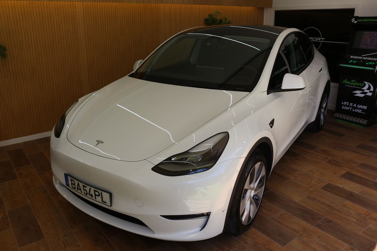 tesla-model-y-2023-eletrico-0cc