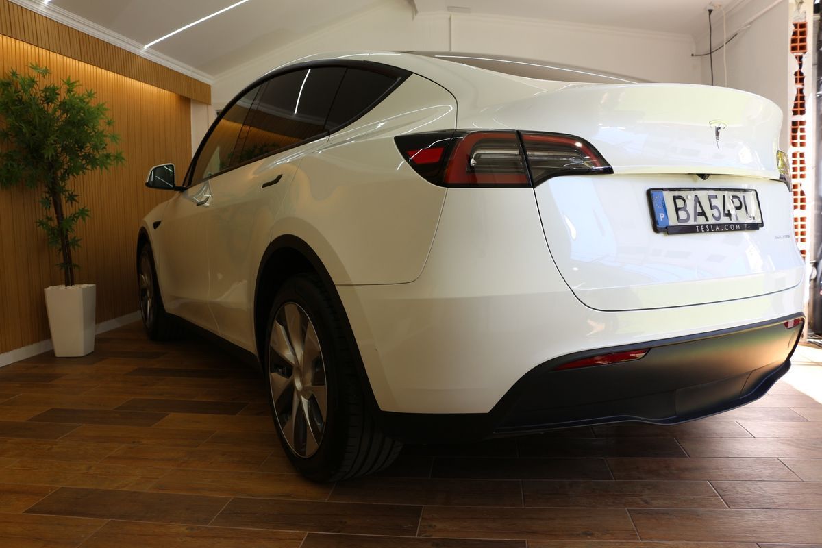 tesla-model-y-2023-eletrico-0cc