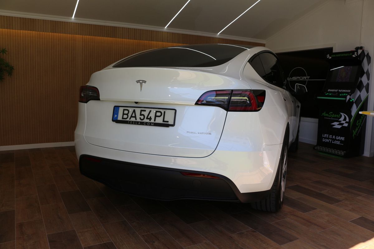 tesla-model-y-2023-eletrico-0cc