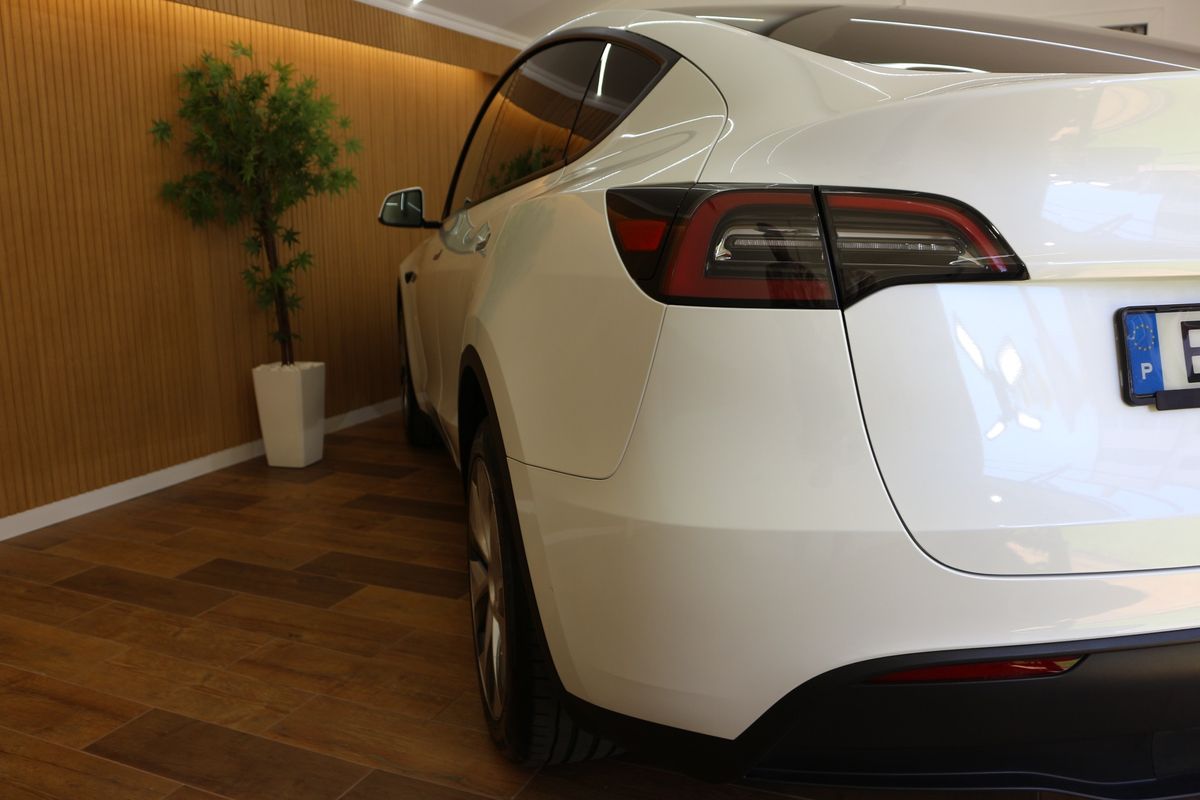 tesla-model-y-2023-eletrico-0cc