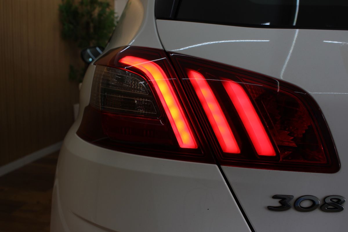peugeot-308-2019-diesel-1499cc