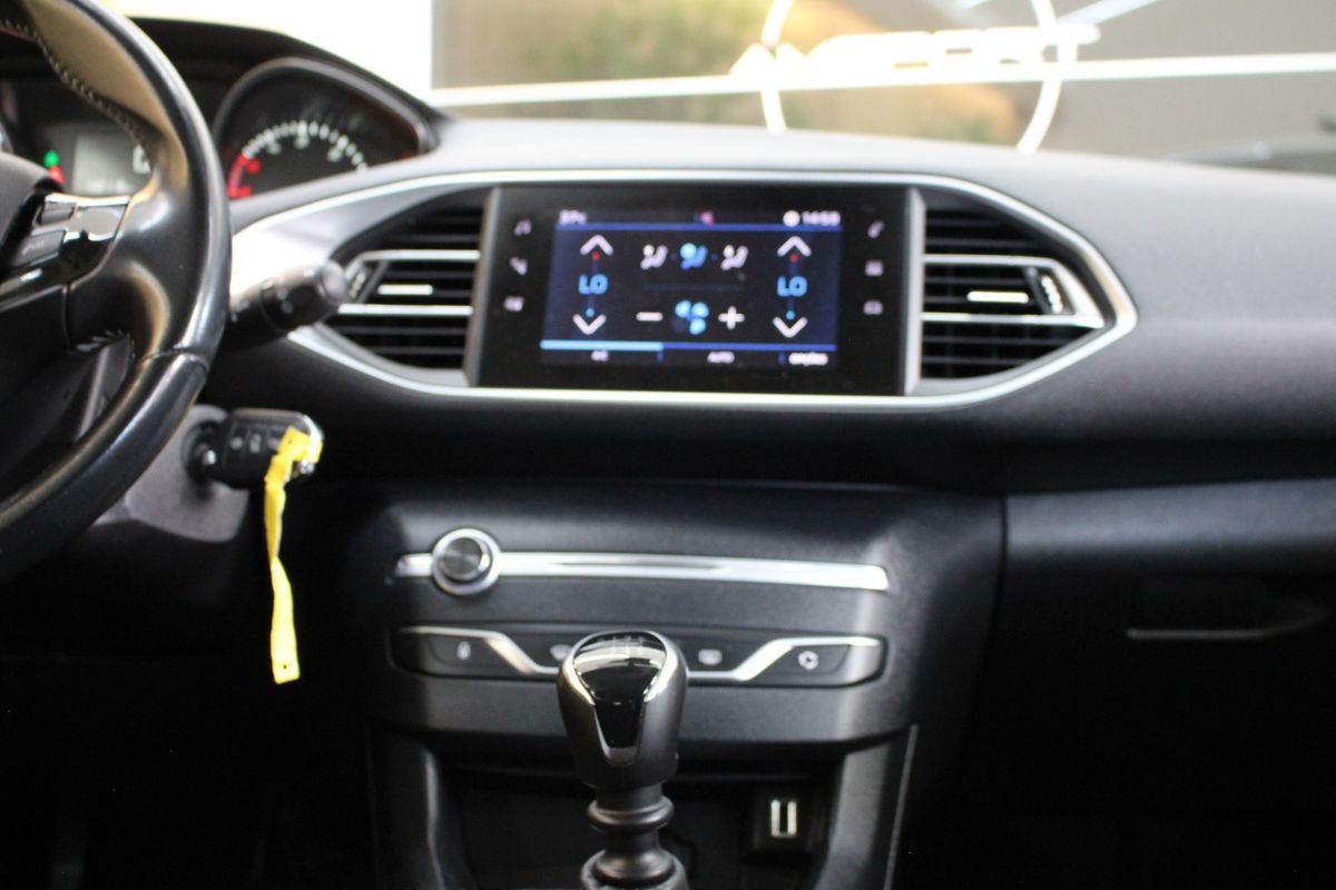 peugeot-308-2019-diesel-1499cc