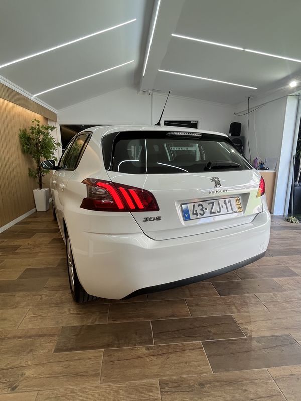 peugeot-308-2019-diesel-1499cc
